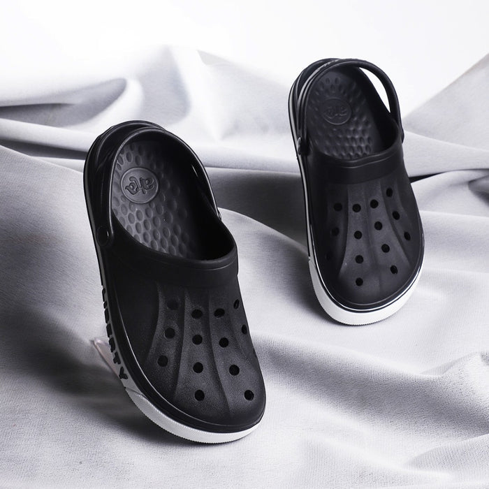 A-HA Black Casual Slip-on Clogs For Men LITEWALK By Liberty