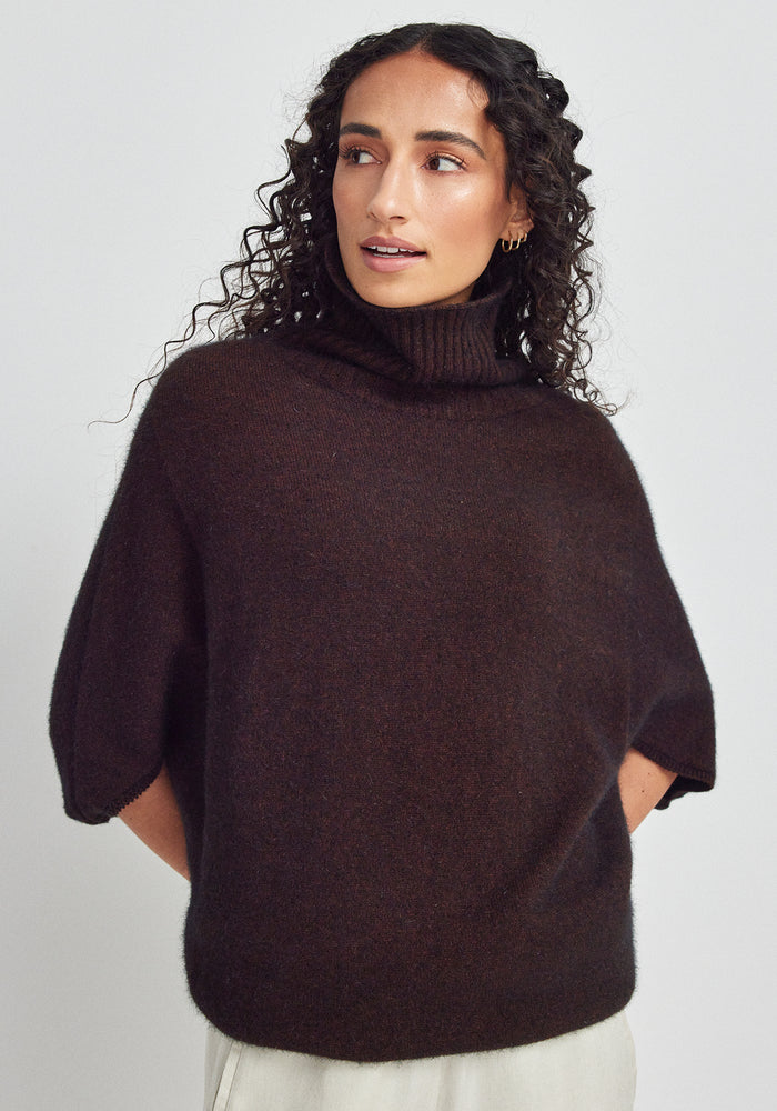Air Cape Sweater - Cacao