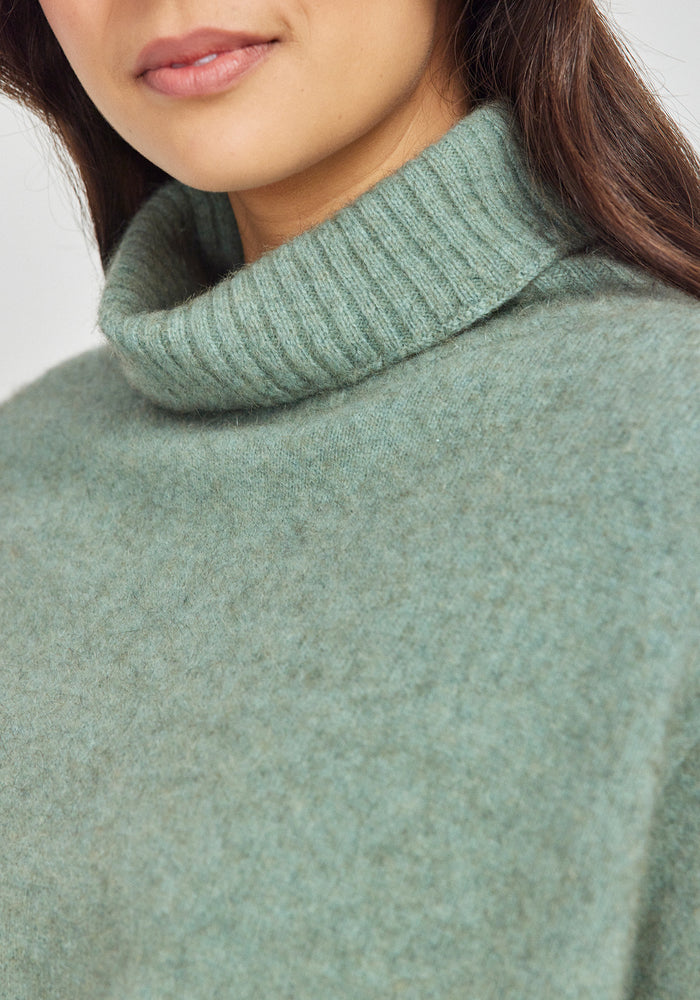 Air Cape Sweater - Eggshell