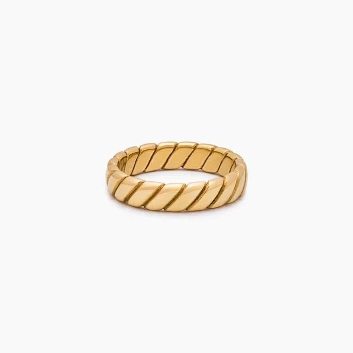 Bold Twist Ring