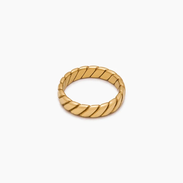 Bold Twist Ring