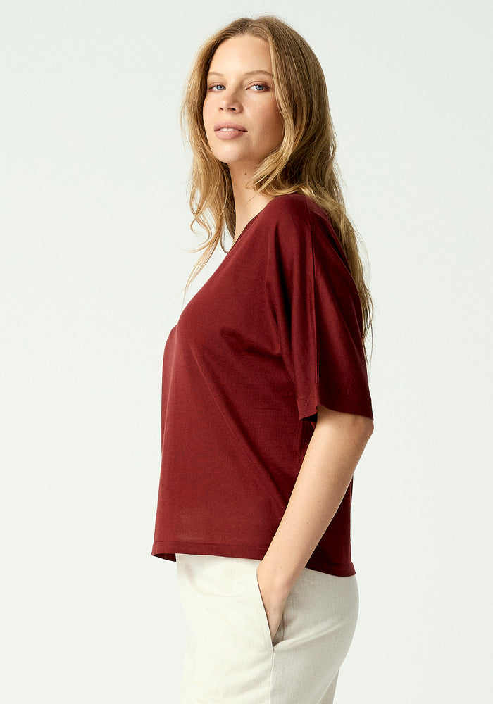 Camille V Tee - Scarlet Rust