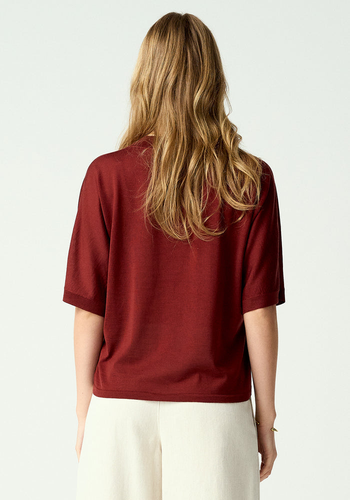 Camille V Tee - Scarlet Rust