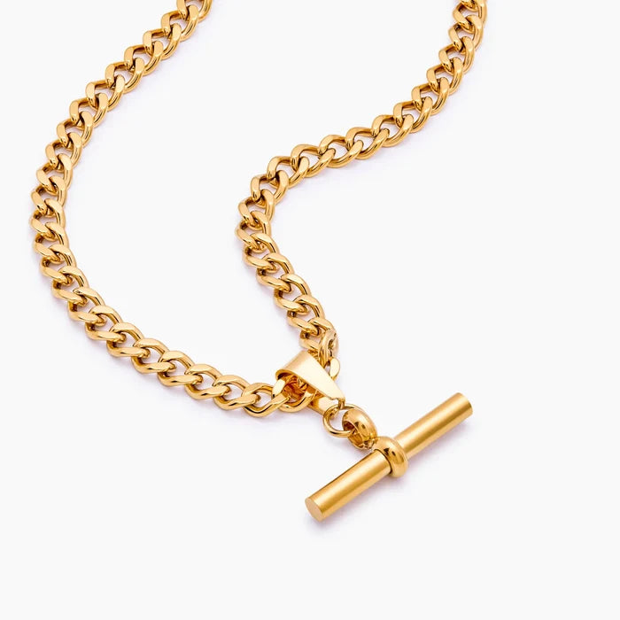 Curb Chain Fob Necklace close-up showing T-bar toggle detail in 18k gold plated steel