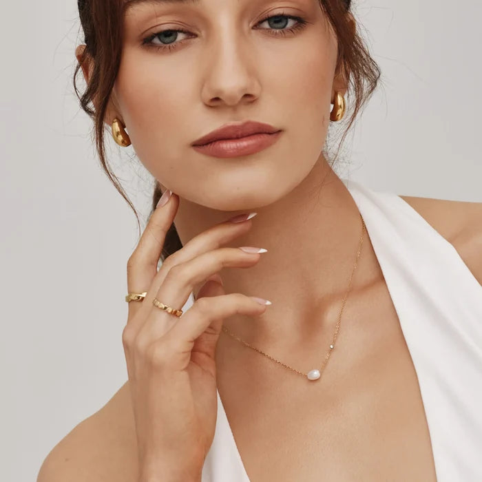 Dainty Freshwater Pearl Necklace