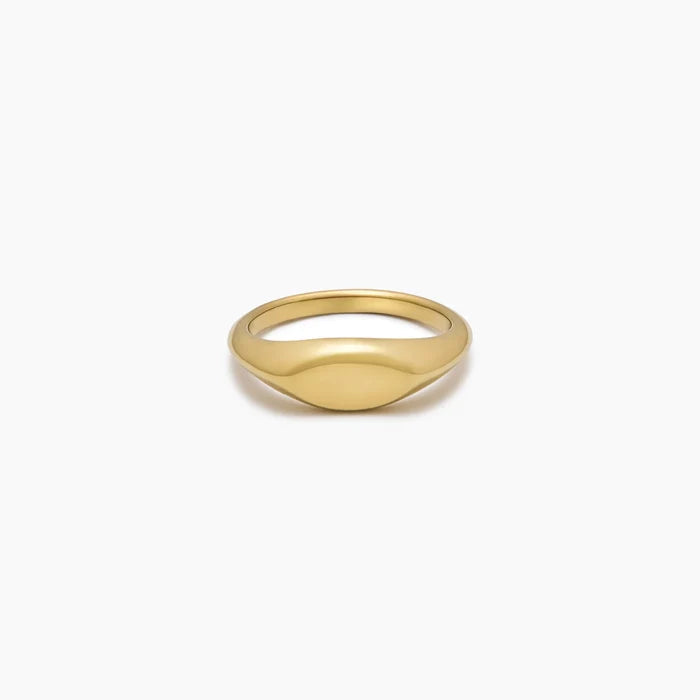 Essential Signet Ring