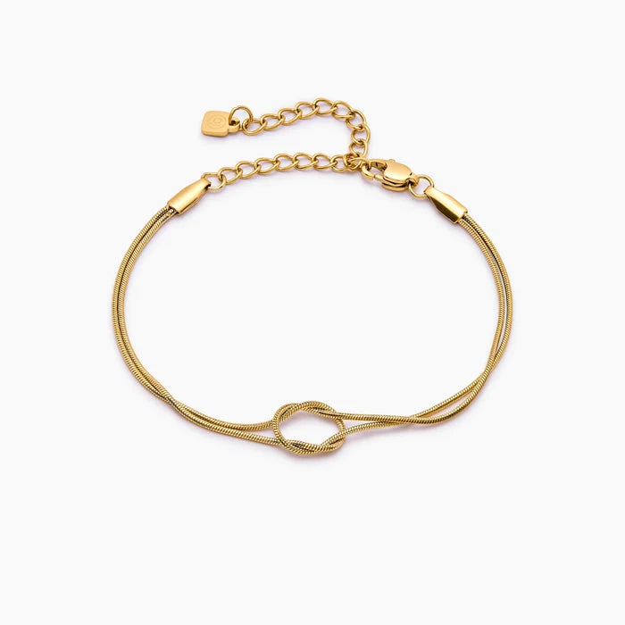 Dainty Knot Bracelet