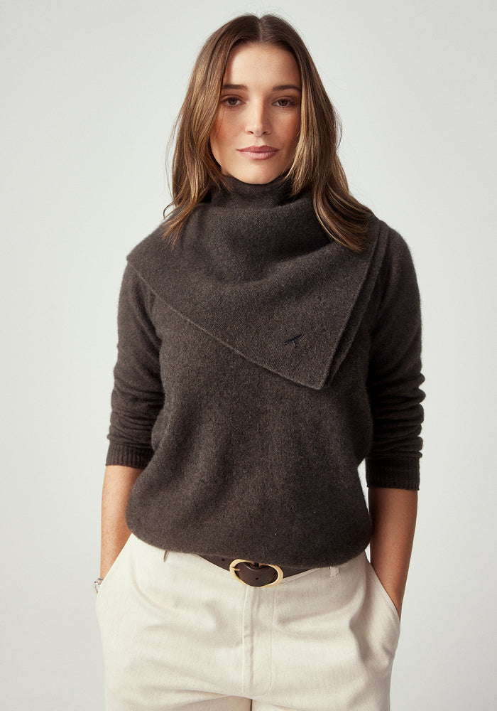 Kapua Triangle Scarf - Cinnamon