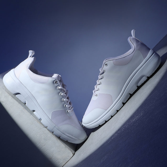 Leap7x White Lacing Casual / School Shoes For Men TRIVSKO-2E By Liberty