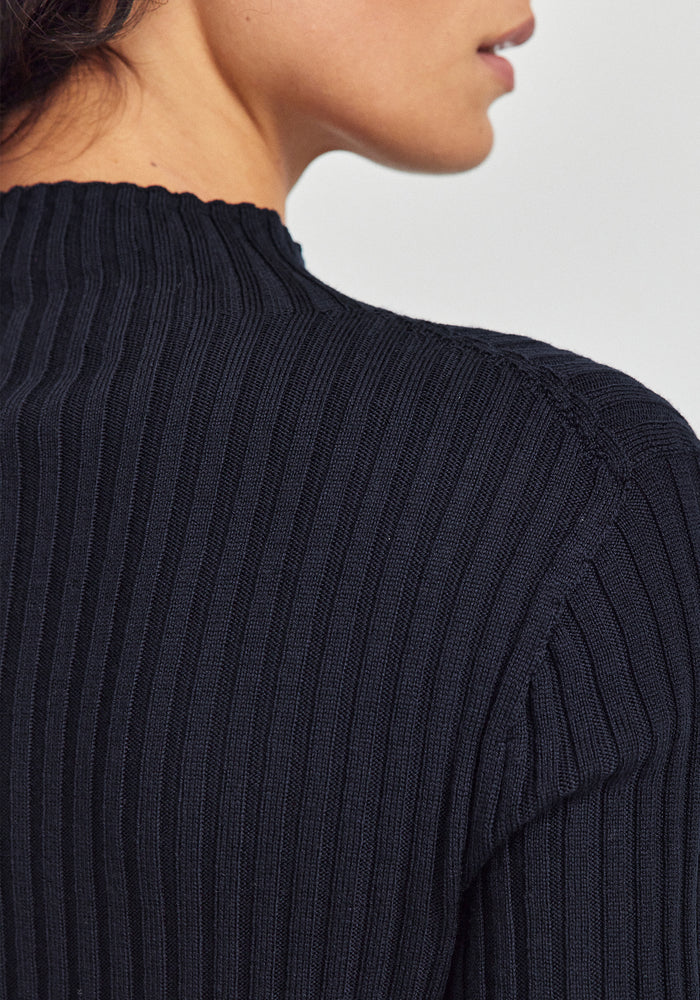 Lucia Funnel Neck - Deep Blue