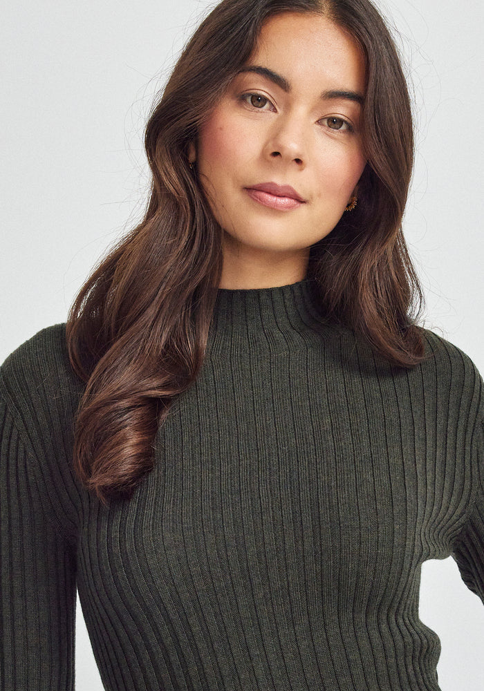 Lucia Funnel Neck - Forest