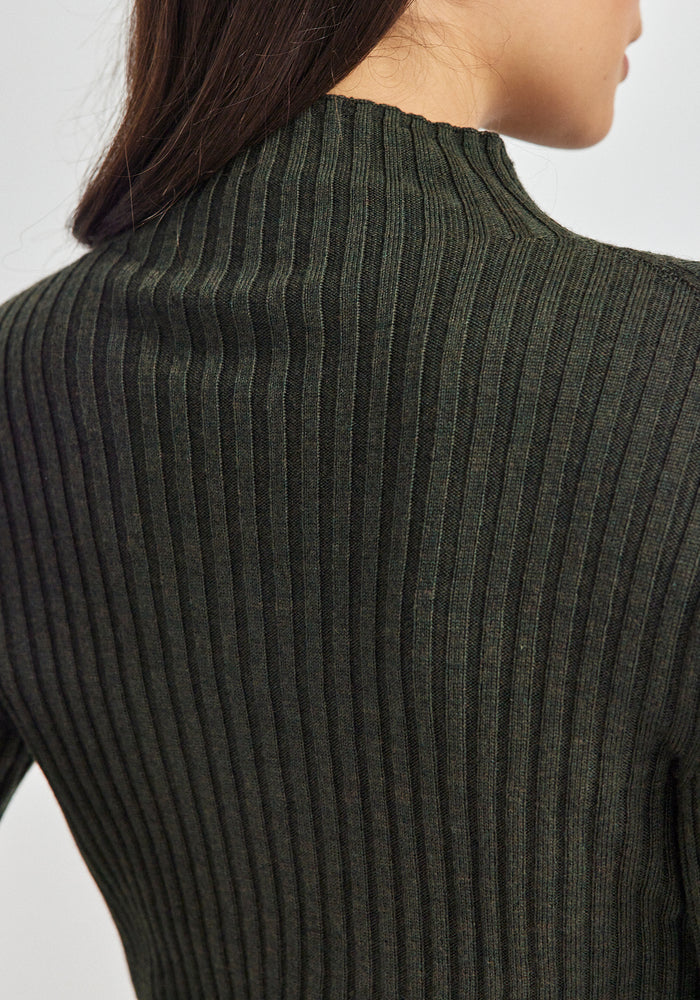 Lucia Funnel Neck - Forest