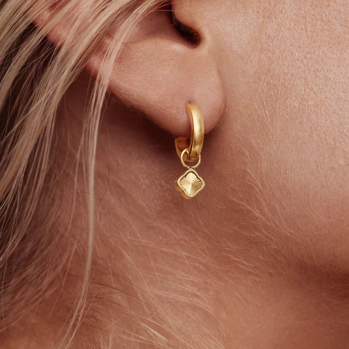 Mini Sunburst Clover Hoops