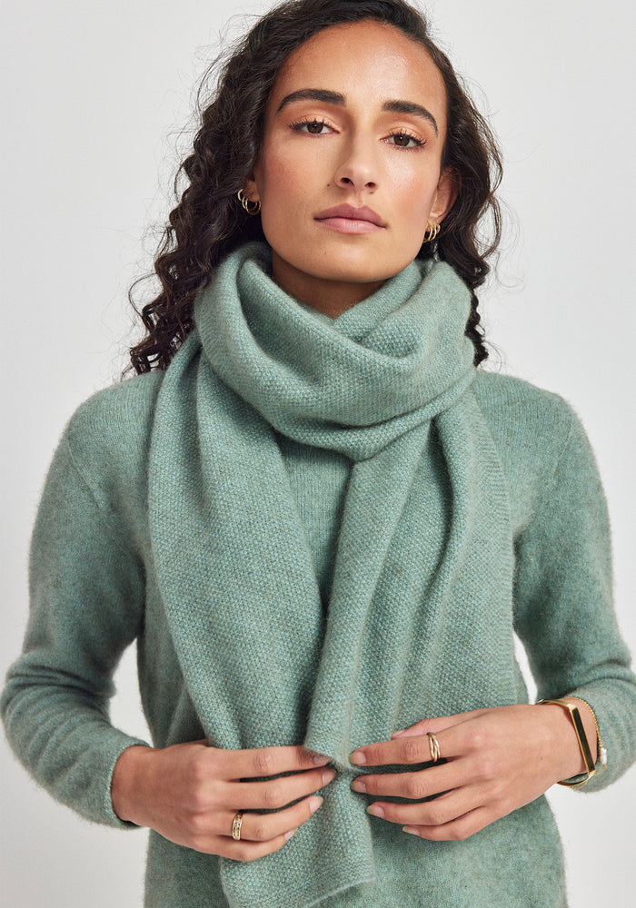 Moss Scarf - Eggshell