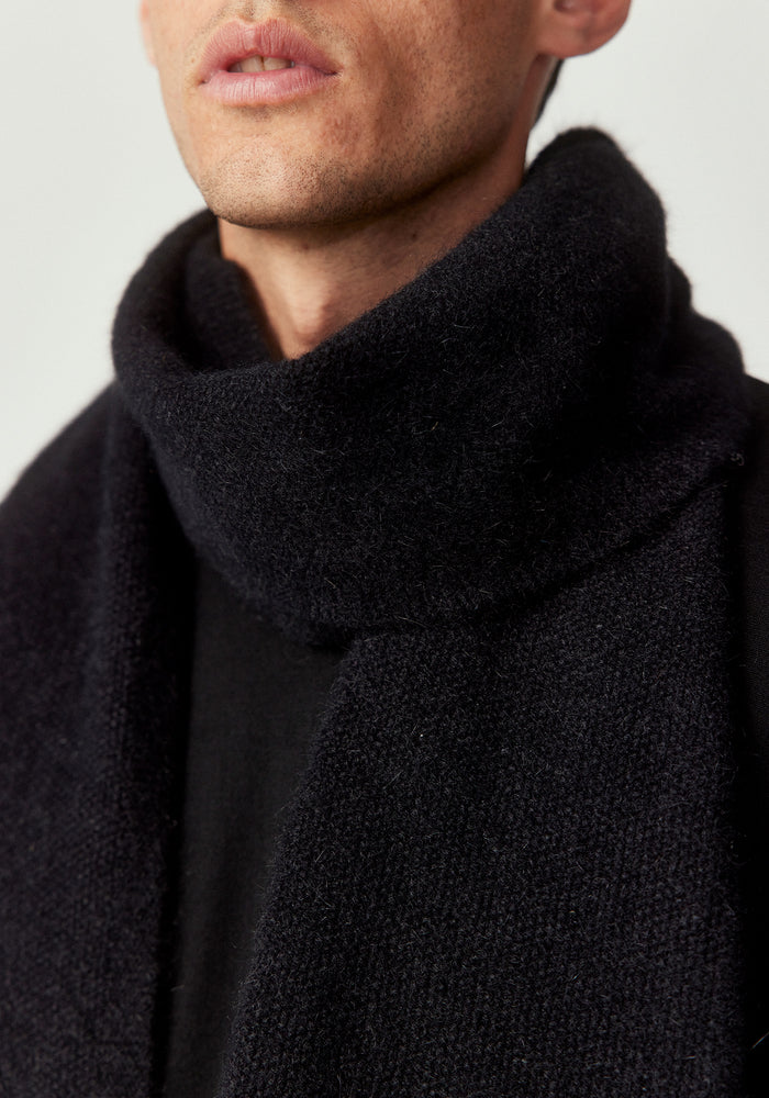 Moss Scarf - Jet