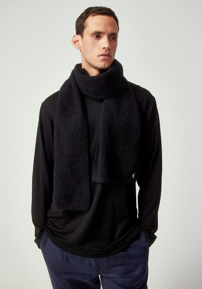 Moss Scarf - Jet
