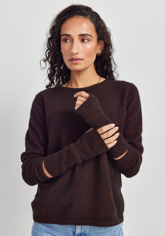 Nia Handwarmers - Cacao