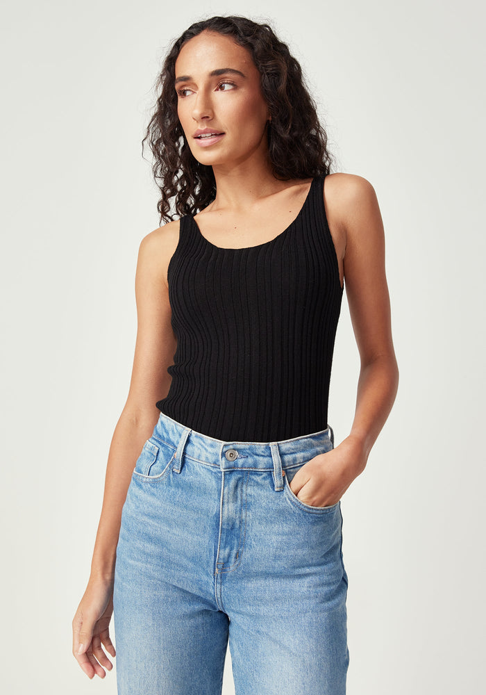 Nura Singlet - Black