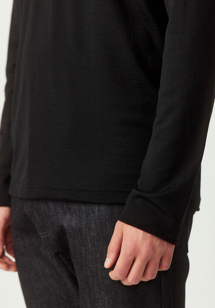 Pua Zip Shirt - Black