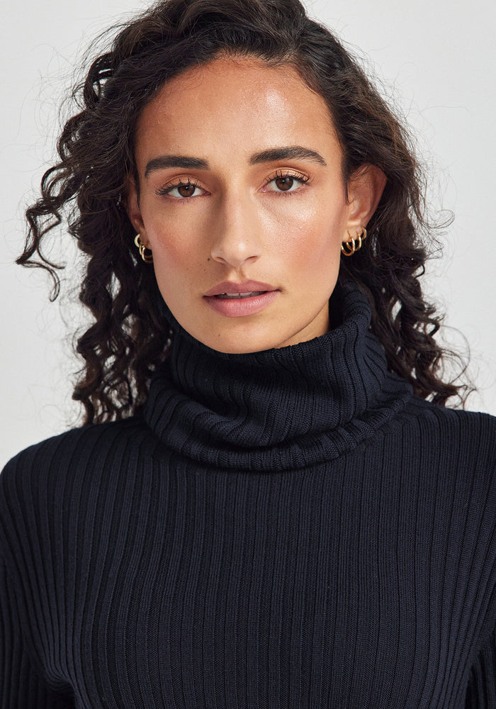 Rib Merino Snood - Deep Blue