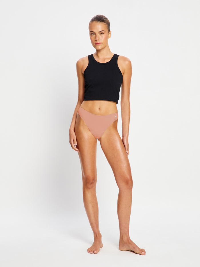 Puma X Modibodi Seamfree Active Thong Light Cafe Creme Pink